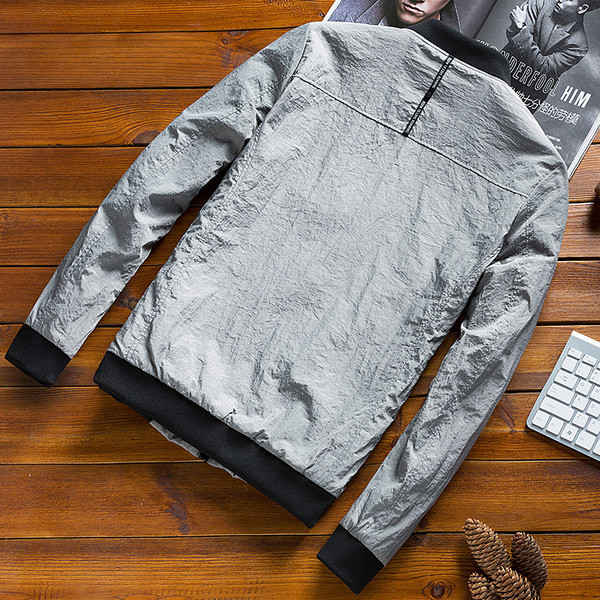 Αθλητικό κομψό ανοιχτό σακάκι για την άνοιξη και το φθινόπωρο