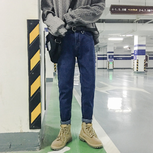 Καθαρίστε τα αρσενικά μακρύ τζιν