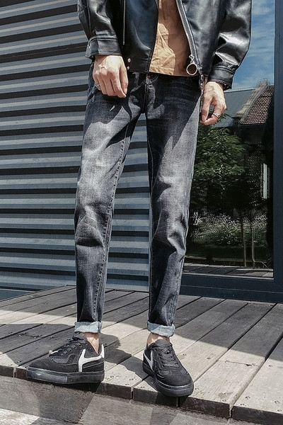 Κομψά τζιν ανδρικά φθινοπωρινά