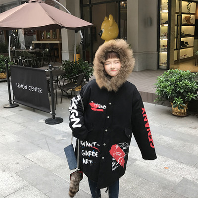 Νέο χειμωνιάτικο σακάκι κυρίες για κυρίες σε ευρύ μοτίβο με χνουδωτή κουκούλα και συμμαχία στην πλάτη