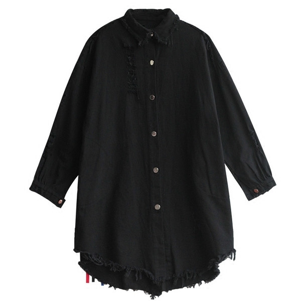 Дамско ежедневно яке с интгересна апликация на гърба 