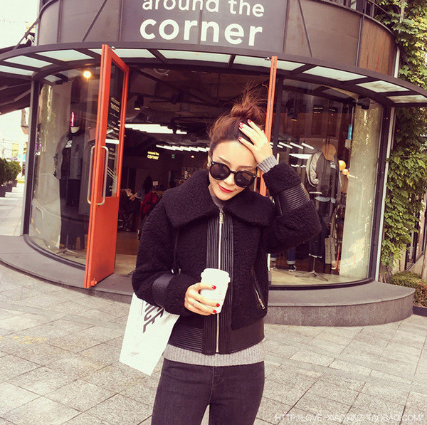 Ежедневно зимно плюшено яке с голяма яка в черен и розов цвят