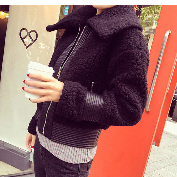 Ежедневно зимно плюшено яке с голяма яка в черен и розов цвят