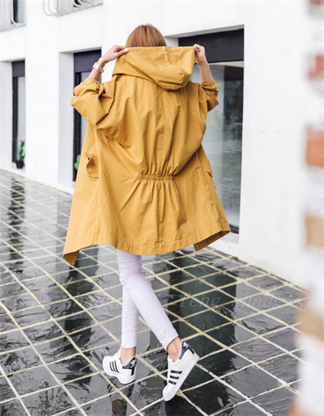 Σπορ-κομψή κυλινδρική σακακιέρα με επένδυση σε διάφορα χρώματα