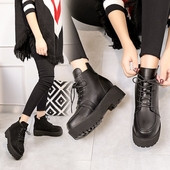 Καθημερινές γυναικέιες μπότες ρετρό στυλ και σε δύο μοντέλα