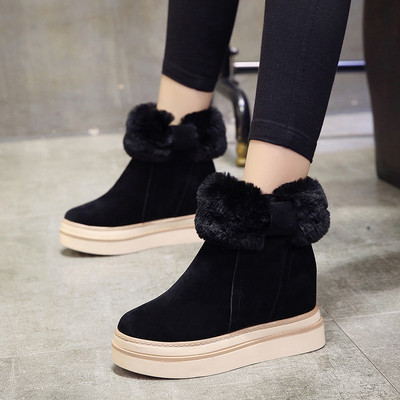 Ежедневни дамски боти с вътрешна платформа и пух в три цвята