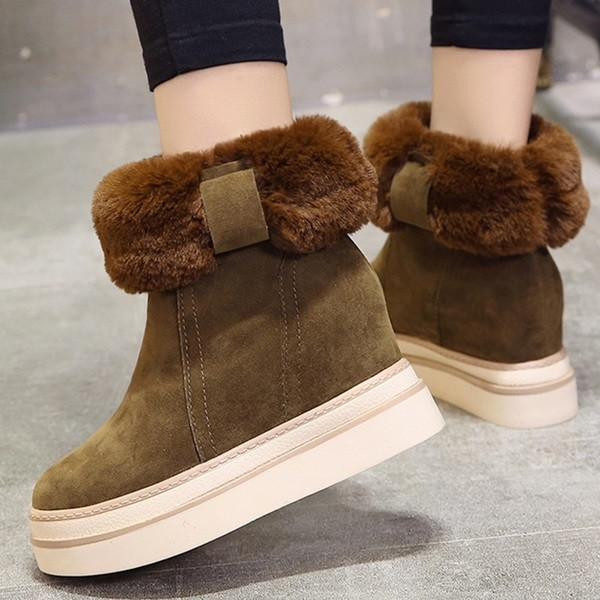 Ежедневни дамски боти с вътрешна платформа и пух в три цвята