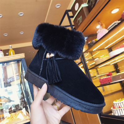 Ζεστές γυναικείες μπότες με επίπεδη σόλα, χνούδι και κασκόλ