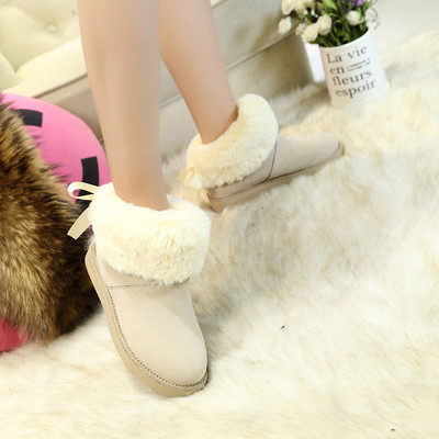 Ζεστές χειμωνιάτικες μπότες για κυρίες με κορδέλα και χνούδι