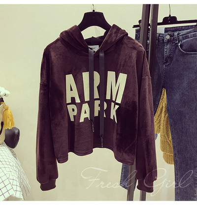 Γυναικεία φούτερ με κουκούλα με κουκούλα και συνδέσμους και ενδιαφέρουσα επιγραφή σε τρία χρώματα