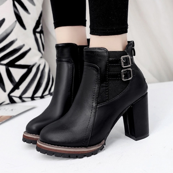 Καθημερινές μπότες κυρίες με στυλ ρετρό στυλ