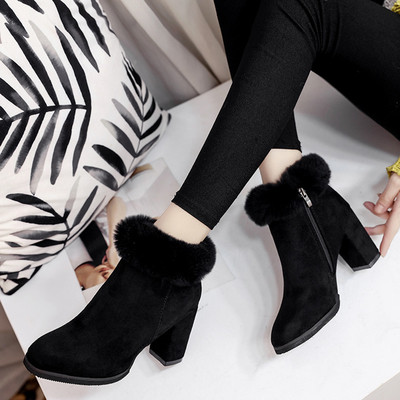 Casual μπότες κυρίες σε eco σουέτ φτέρνα με ένα χνούδι