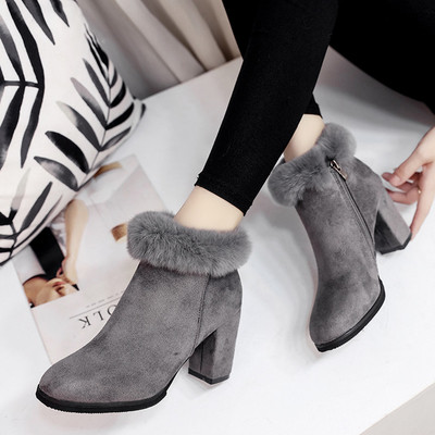 Casual μπότες κυρίες σε eco σουέτ φτέρνα με ένα χνούδι