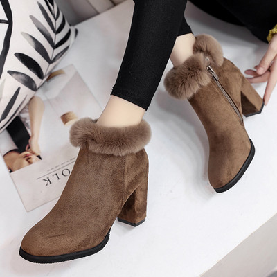 Casual μπότες κυρίες σε eco σουέτ φτέρνα με ένα χνούδι