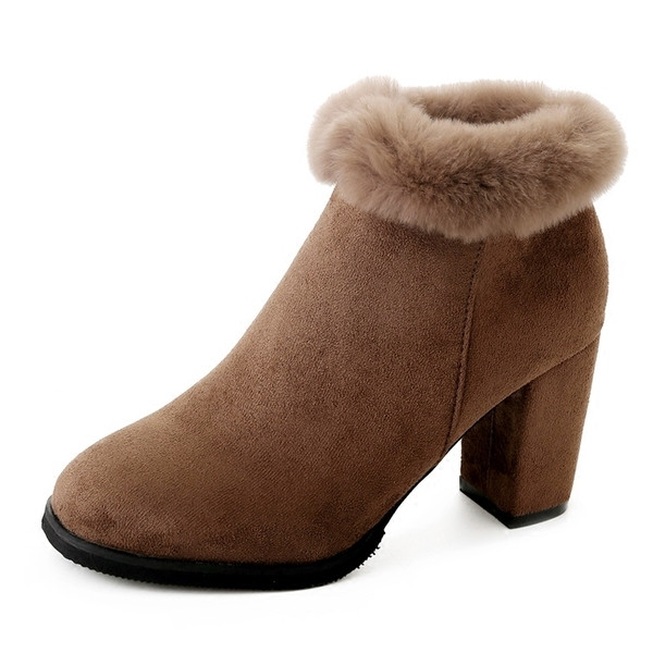 Casual μπότες κυρίες σε eco σουέτ φτέρνα με ένα χνούδι