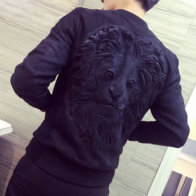 Μοντέρνο ανδρικό σακάκι με λιοντάρι στην πλάτη σε μαύρο και άσπρο