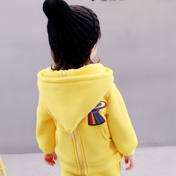 Стилен детски комплект за момичета от две части, подходящ за зимата