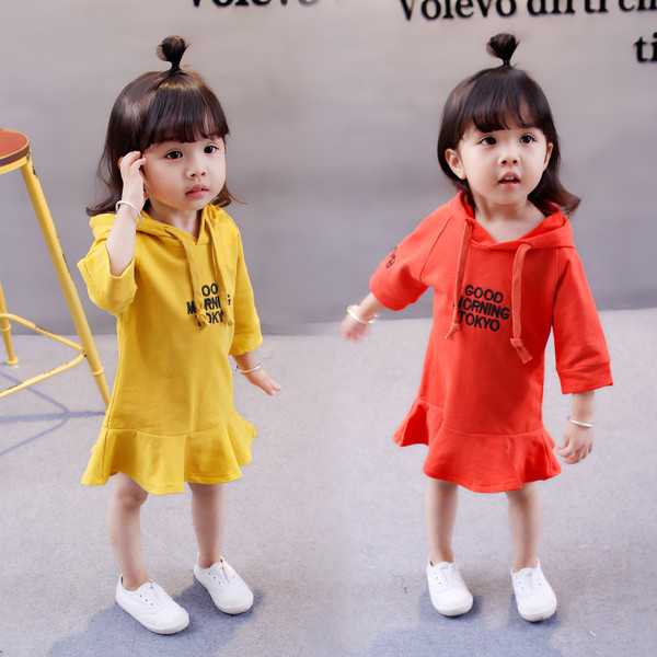 Есенно-зимна рокля за момичета с качулка и надпис