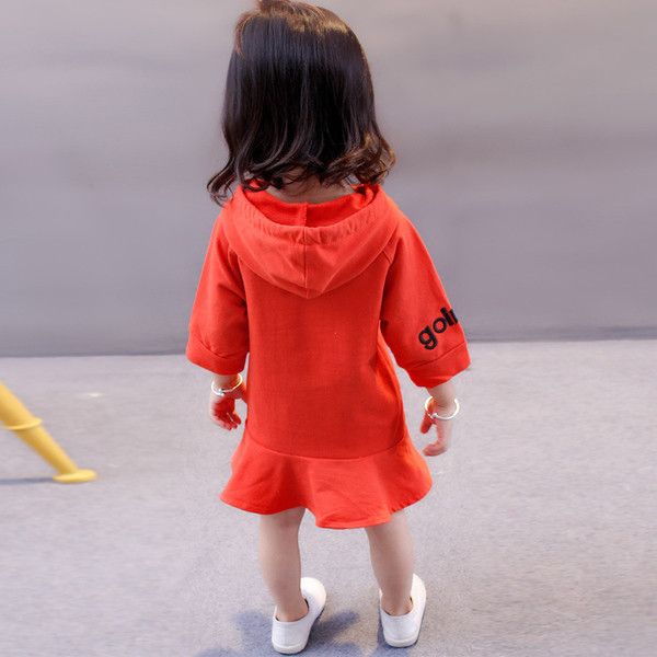 Есенно-зимна рокля за момичета с качулка и надпис