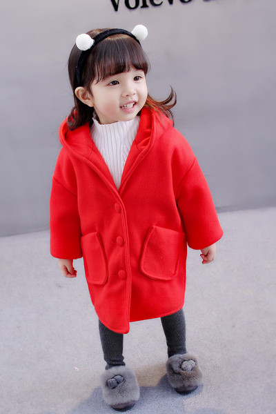 Αθλητικό κομψό μωρό για κορίτσια με κουμπιά, τσέπες και κουκούλα