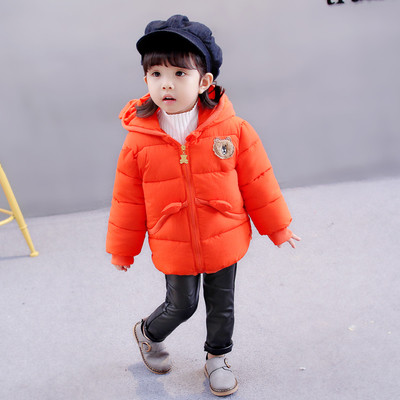 Χειμερινό σακάκι για κορίτσια σε απλό σχέδιο με κουκούλα