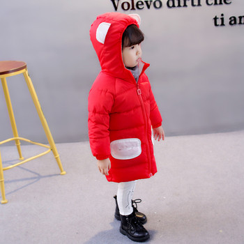Μακρύ χειμωνιάτικο σακάκι για κορίτσια σε λεπτό μοντέλο