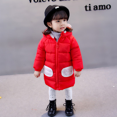 Μακρύ χειμωνιάτικο σακάκι για κορίτσια σε λεπτό μοντέλο