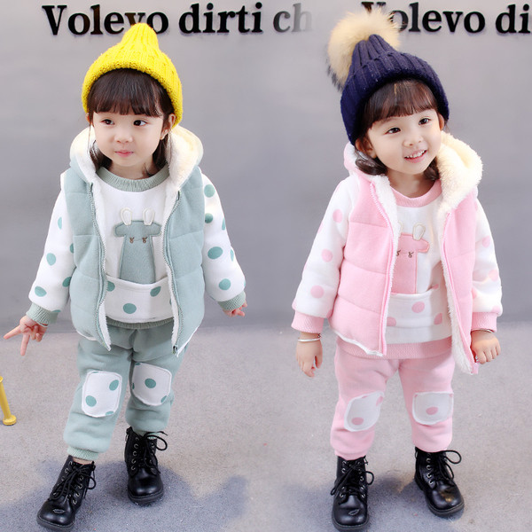 Αθλητικό σετ για κορίτσια - γεμισμένο, σε τρία μέρη