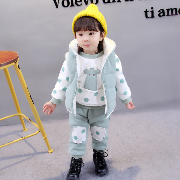 Αθλητικό σετ για κορίτσια - γεμισμένο, σε τρία μέρη