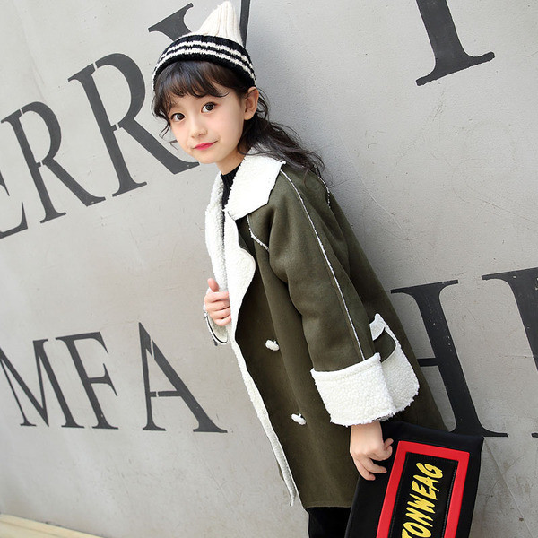 Κομψό μακρύ μάλλινο παλτό για κορίτσια