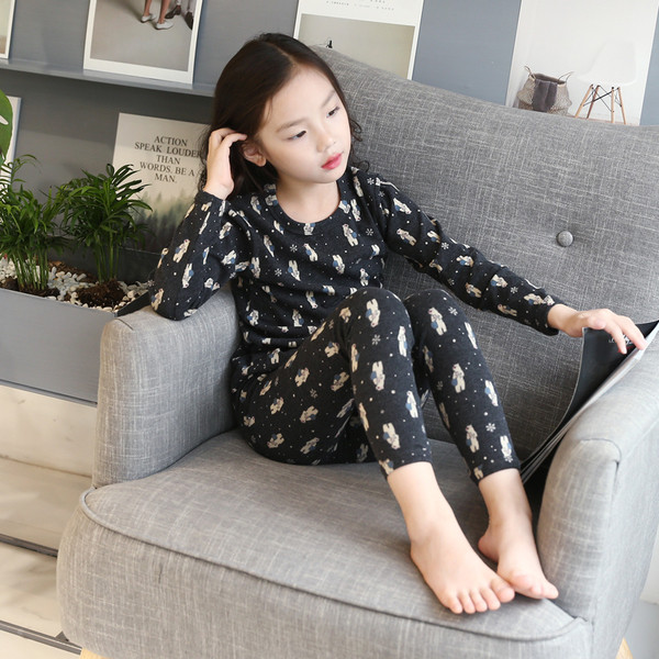 Παιδική πιτζάμες για κορίτσια σε δύο χρώματα με εικόνες