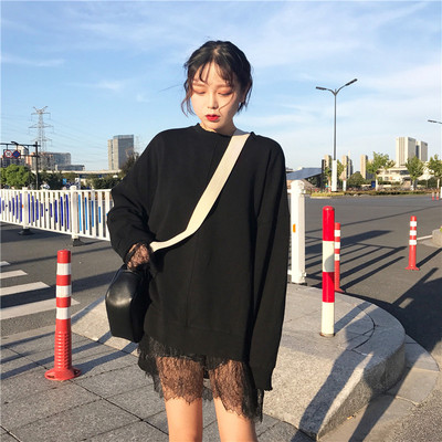 Κυρίες μπλούζα σε δαντελωτό ύφος με δαντέλα σε καφέ και μαύρο χρώμα