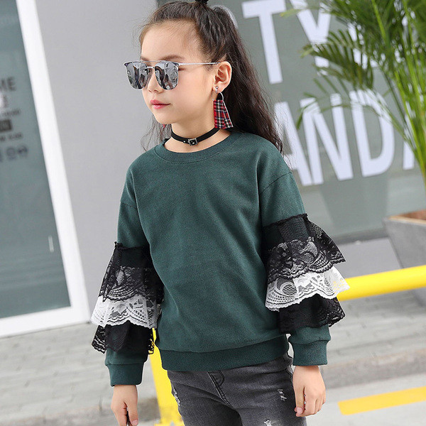 Παιδική μπλούζα για κυρίες με δαντέλα στα μανίκια