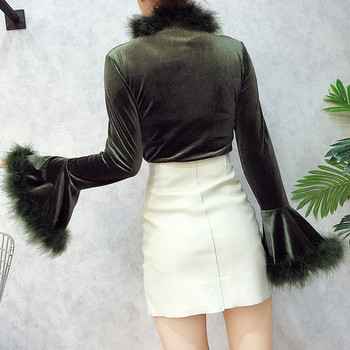 Елегантна дамска блуза с разкроени ръкави и пух