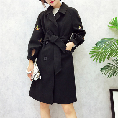 Κομψό μακρύ παλτό από μαλλί με κεντήματα, σε διάφορα χρώματα