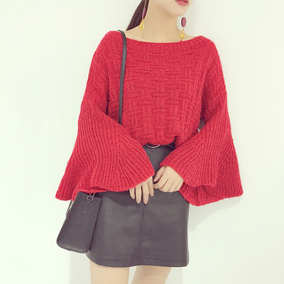 Πουλόβερ από πλεκτό κυρίες σε χαλαρό ύφος με κομμένα μανίκια