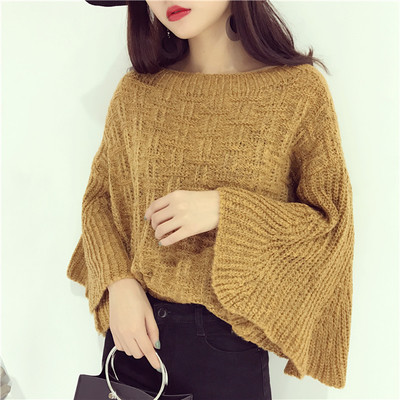 Πουλόβερ από πλεκτό κυρίες σε χαλαρό ύφος με κομμένα μανίκια