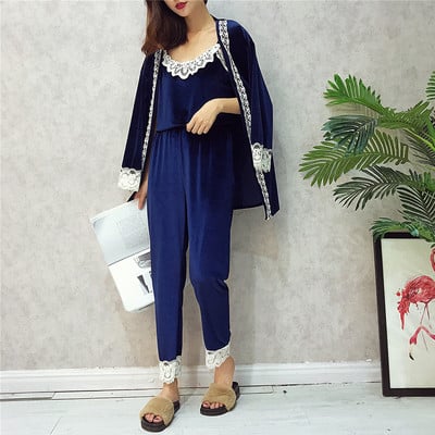 Κομψά πιτζάμες από 3 μέρη