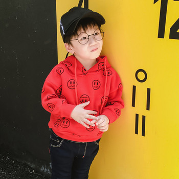 Детски унисекс суичър с качулка с интересна емотикона в черен и червен цвят