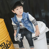 Baby denim για τα αγόρια σε μπαλώματα