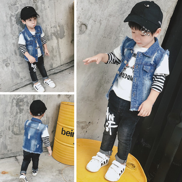 Baby denim για τα αγόρια σε μπαλώματα