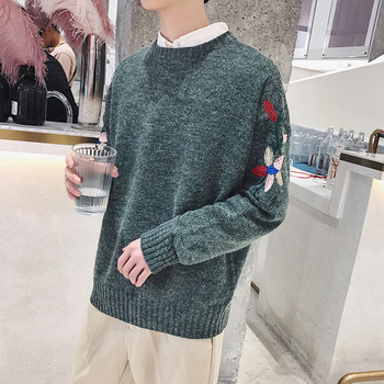 Зимен мъжки пуловер с О-образна яка и бродерия по ръкавите в четири цвята