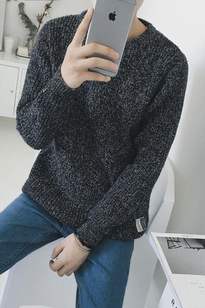 Κομψό, περιστασιακό πουλόβερ για άνδρες με κολάρο σε σχήμα O σε διάφορα χρώματα