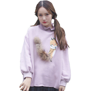 Стилен дамски пуловер в широк модел с изображение и пух