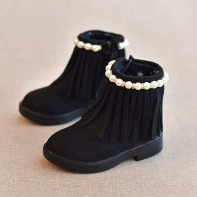 Κομψές παιδικές μπότες για κορίτσια με περιθώρια και σε δύο μοντέλα - με υπερχείλιση και χωρίς