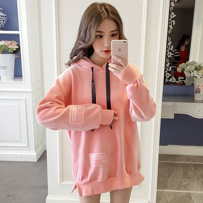 Μαλακή και ζεστή καθημερινή γυναικεία  μπλούζα με κουκούλα  με γράμματα στην πλάτη και μανίκι σε ροζ και μαύρο χρώμα