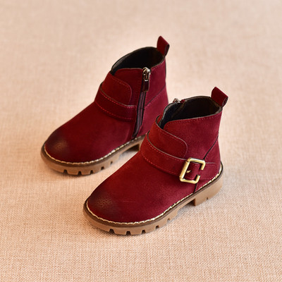 Κομψές παιδικές μπότες για κορίτσια με ιμάντα σε τρία χρώματα