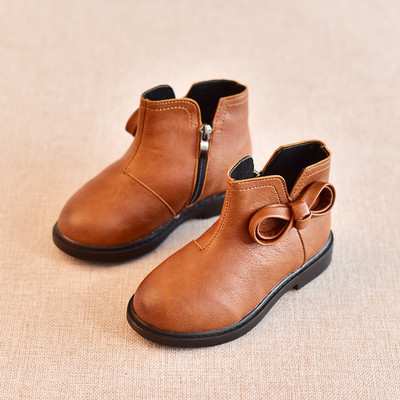 Περιστασιακές χειμωνιάτικες μπότες για κορίτσια σε τρία χρώματα