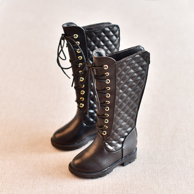 Κομψές παιδικές μπότες για κορίτσια οικολογικού δέρματος σε κόκκινο και μαύρο χρώμα με γραβάτες