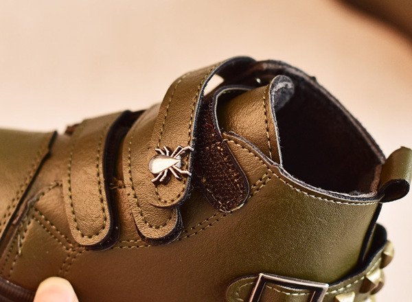 Παιδικά πάνινα παπούτσια φθινόπωρο-χειμώνα με τρία χρώματα